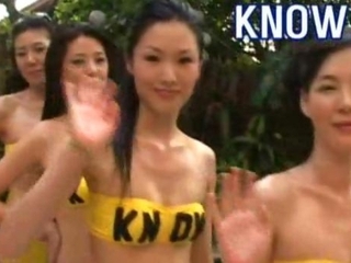 Korean KNOW Girls Sea Side Massage